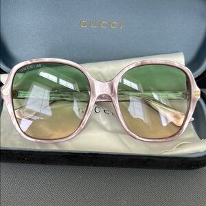 Gucci purple and Green Women's Sunglasses